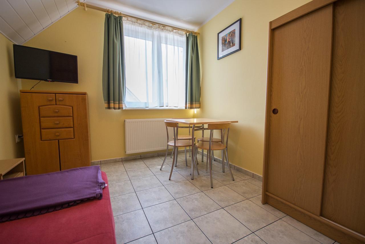 Appartement Jan Pokoje Dziwnówek Extérieur photo