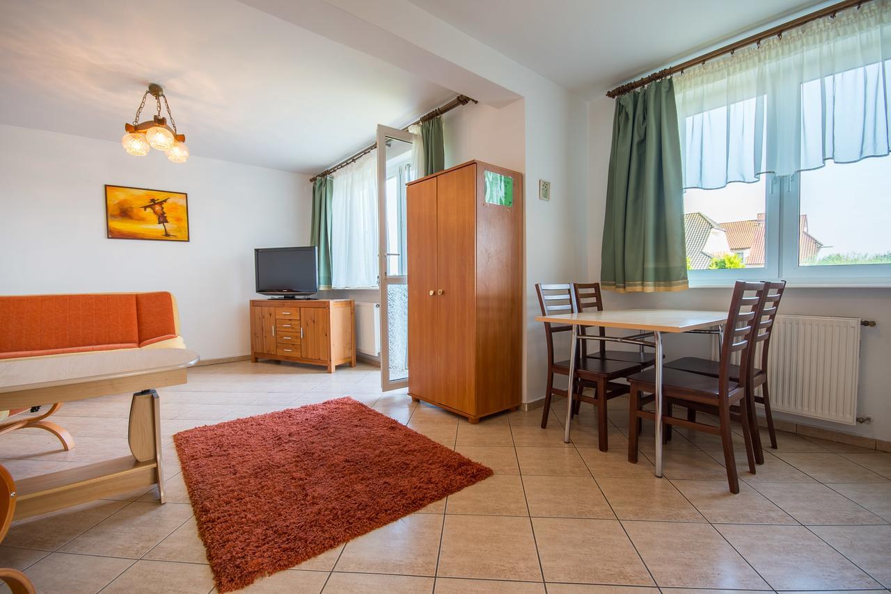 Appartement Jan Pokoje Dziwnówek Extérieur photo