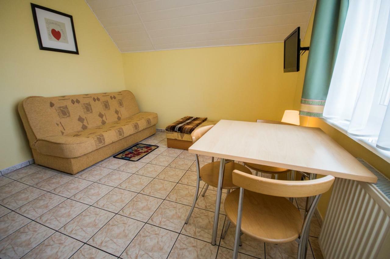 Appartement Jan Pokoje Dziwnówek Extérieur photo
